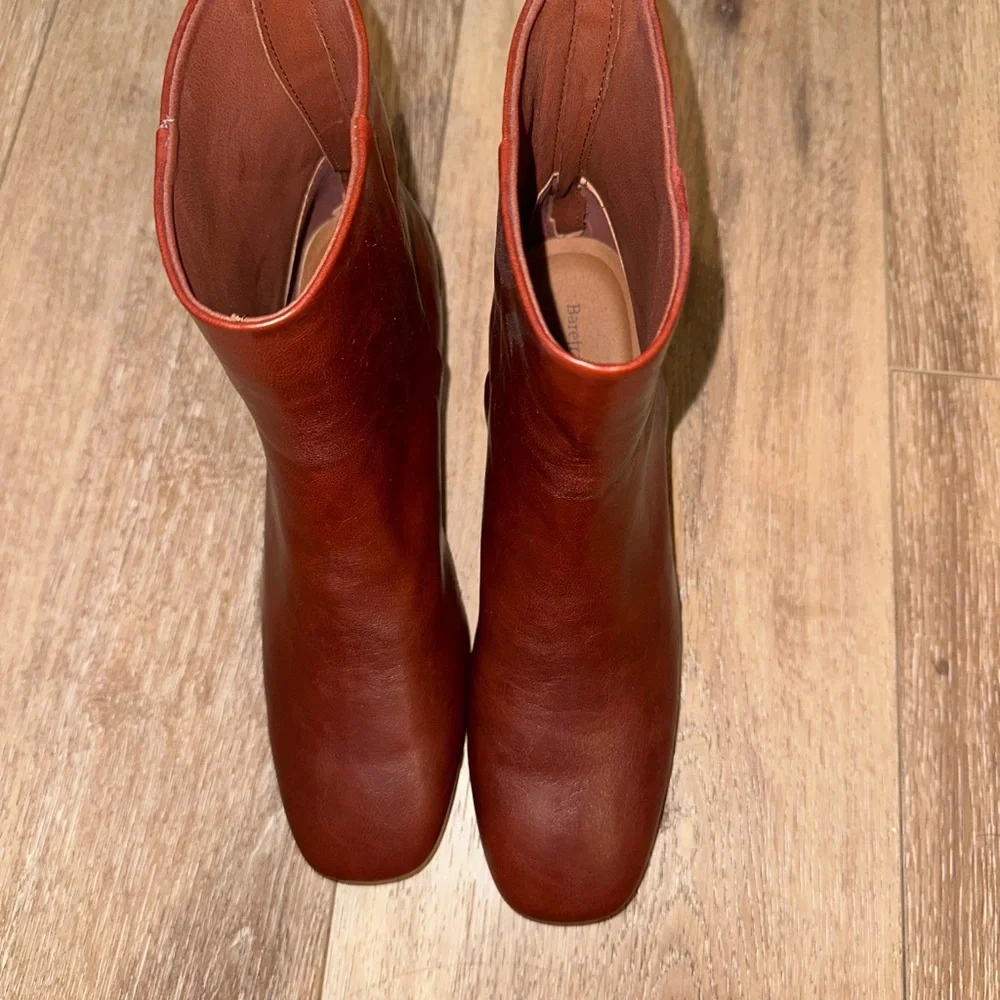 Brown leather Ankle Boots - Picture 4 of 9